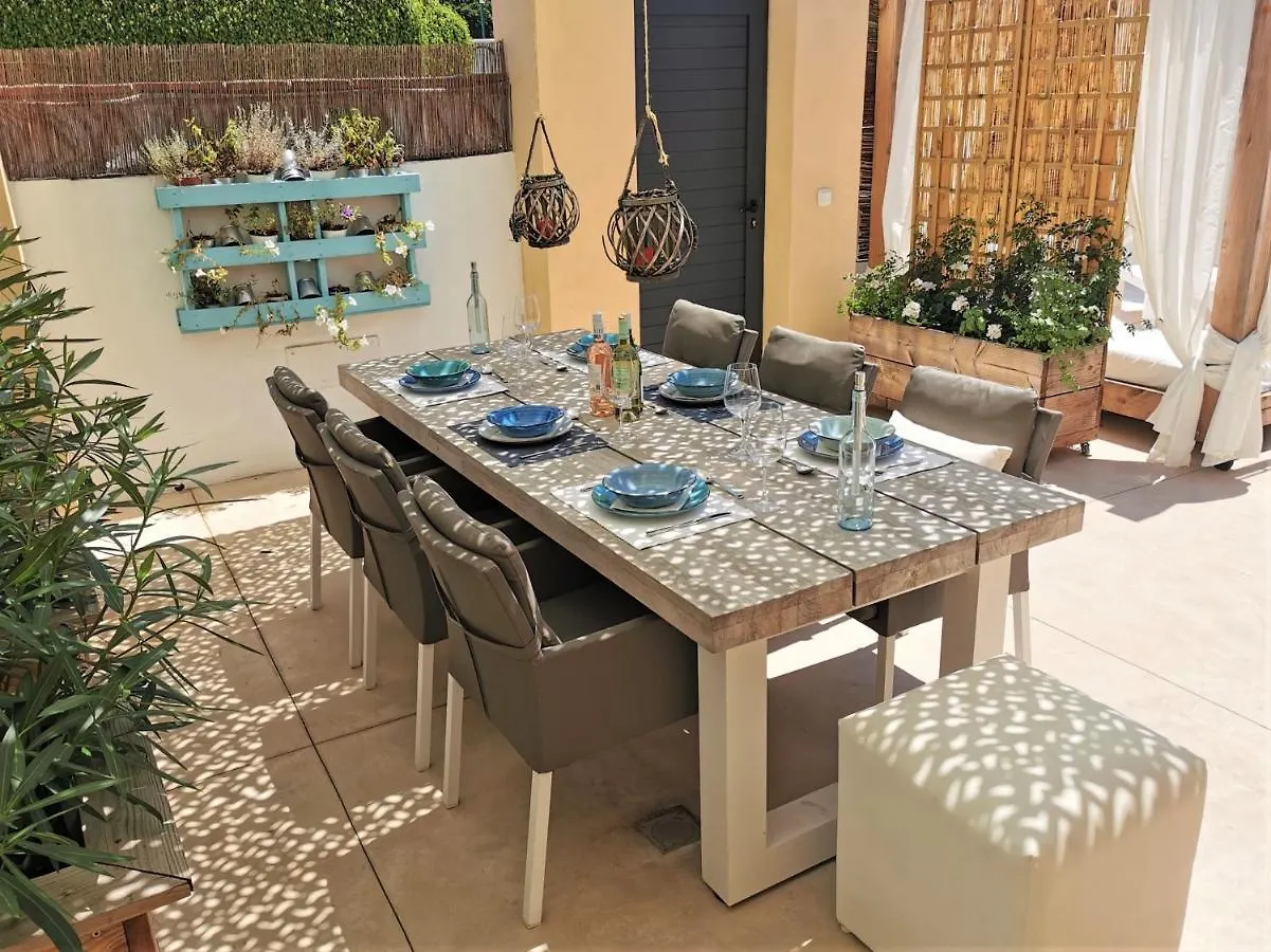 Las Olas Carpe Diem Marbella Apartment