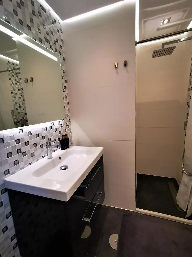 Las Olas Carpe Diem Marbella Apartment